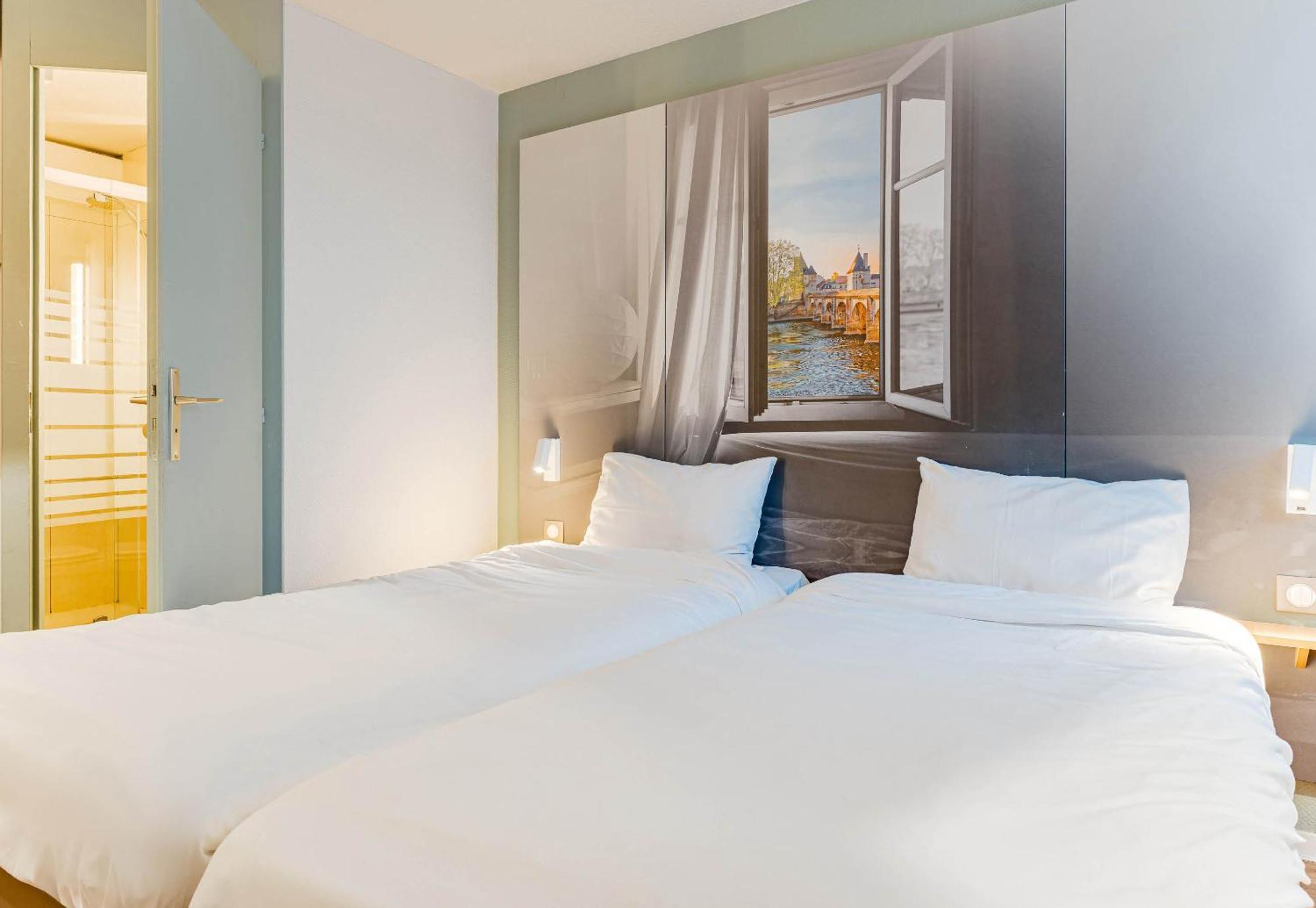 B&B Hotel Шательро Екстер'єр фото