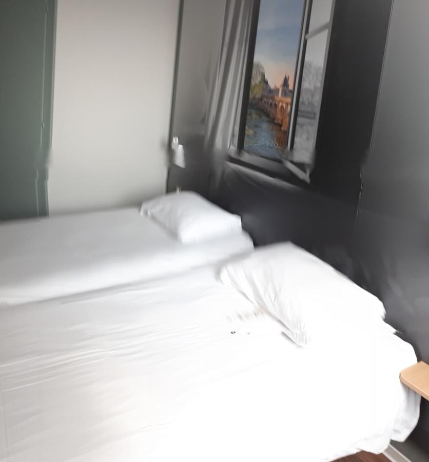 B&B Hotel Шательро Екстер'єр фото