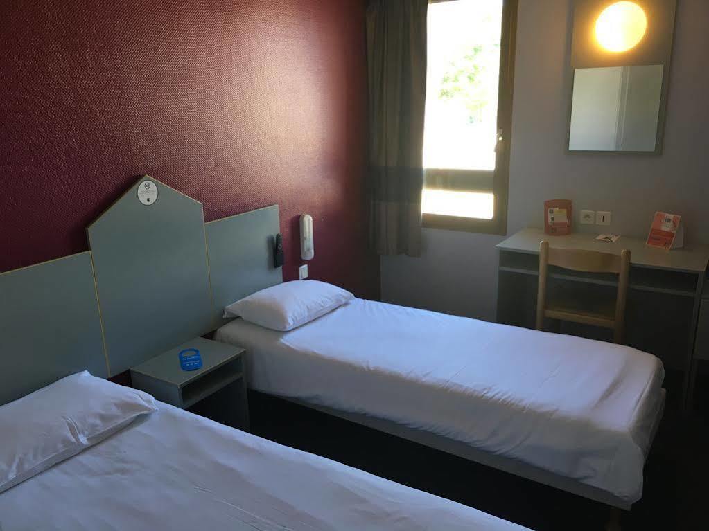 B&B Hotel Шательро Екстер'єр фото